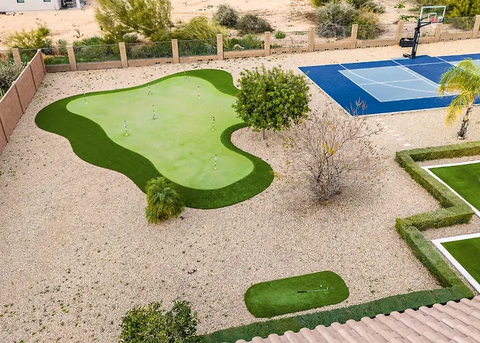 Enjoy Pool Putting Sports Court-pickleball Dom wakacyjny *